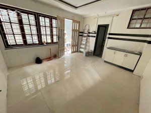 chính chủ cho thuê phòng tầng trệt vừa ở vừa kinh doanh - đường lê quang định, p14, bình thạnh.