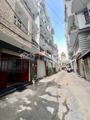 bán nhà gần big c trường chinh, rẻ nhất khu vực tầm kết cấu vị trí, mua về ở ngay
