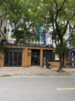 cho thuê biệt thư mễ trì hạ, nam từ liêm. dt 150m2, 4 tầng, mt 9m. giá 45 tr/th