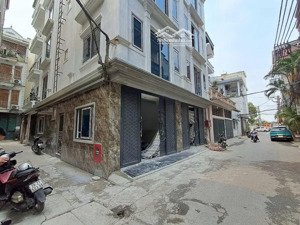 ccmn ngõ 2 ô tô tránh - lô góc - ô tô tránh - 6 tầng thang máy - ở hay cho thuê đều đỉnh