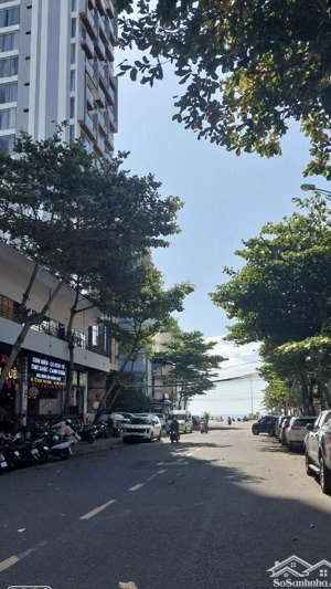 bán nhà gần biển 120m2, ngang 5.1m mặt tiền đường nguyễn khánh toàn. giá 9,8 tỷ. lh 