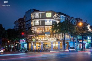 cho thuê nhà mặt phố nguyễn thị định, dt 200m2x3 tầng, mt 30m, giá 220tr, lh 