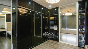 cần cho thuê 3pn tại saigon royal bến vân đồn, q4,giá 32 triệu liên hệ 