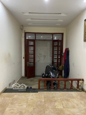 cho thuê căn hộ full nội thất sd 150m2, 14tr/th tại liễu giai, ba đình