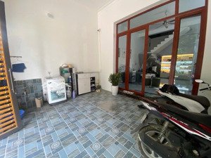 đất có nhà cực tiềm năng giá trị tăng vọt phân lô ô tô tránh kinh doanh cực đỉnh view siêu thoáng