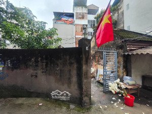 bán nhà c4 tại hoàng hoa thám, 157m2, mt 15m, cách phố 50m, mặt ngõ ô tô, lô góc, giá hấp dẫn 22 tỷ