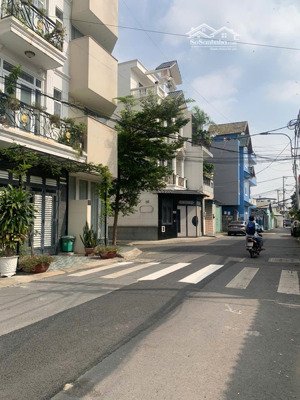 đất thổ cư 2 mặt tiền kdc 808 đường quốc lộ 13, thủ đức, sổ hồng, giá tốt chỉ 58 triệu/m2