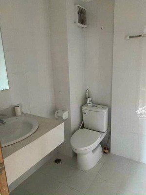 cho thuê căn hộ 2pn2wc đầy đủ nội thất, ra chợ bà chiểu 500m, mt nguyễn thiện thuật bình thạnh