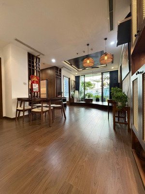 chủ nhà kẹt tiền bán gấp căn 3pn vinhomes central park