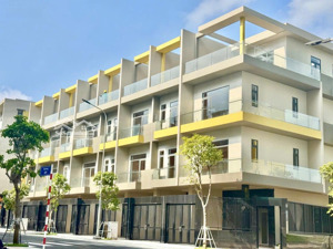 nhà phố liền kề bcons eden park, sổ hồng riêng giá chỉ từ 5 tỷ/căn, khu compoud an ninh tp. dĩ an