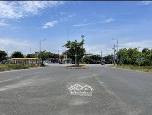 chính chủ cần bán gấp lô đất đẹp cuối cùng tại đường đào duy tùng, mặt tiền rộng 14m sẵn sổ hồng