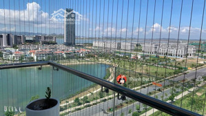 do chuyển định cư không sử dụng nên cần bán căn hộ 3pn 96m2 trung tâm du lịch bãi cháy, hạ long