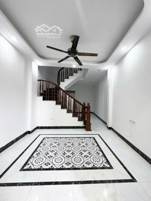 rẻ vô địch! sót 1 căn nhà phượng đồng, phụng châu 3 tầng mới tinh 2,75 tỷ - sổ đẹp, . lh 