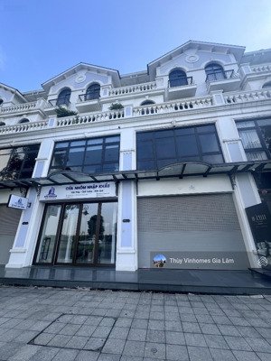 cho thuê cặp căn shophouse 2 mặt tiền trước sau. gần mặt đường 52m phù hợp làm văn phòng, cửa hàng