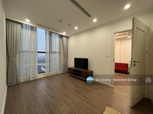 bán căn 2 ngủ - sunshine riverside - view nội khu - giá: 5.3 tỷ (bao phí) - ban công: nam