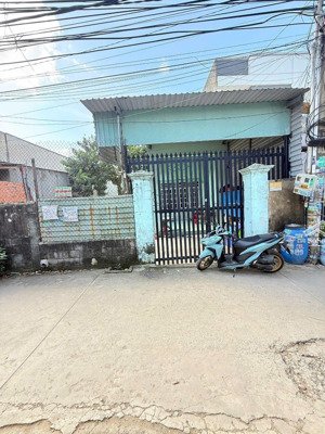 bán đất 5x25m, tặng nhà cấp 4 còn mới đường mạch thị liễu