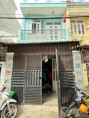 bán căn nhà 1/ đường tân thới hiệp 14 sát bên đường trương thị hoa