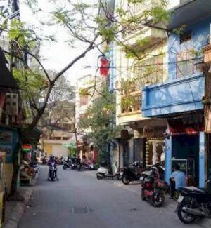 Cho thuê nhà ngõ ô tô vừa ở vừa KD Khương Thượng 2 tầng x 31m2, 2 ngủ, 9 Triệu