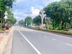 chủ cần bán lô đất mặt đường nguyễn chí thanh phường hiệp an thủ dầu một giá 9 tỷ thương lượng