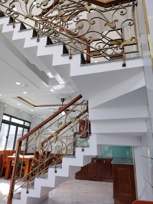 bán nhà mặt phố 10,8 tỷ, 95m2 tại đường 49, hiệp bình chánh, thủ đức, hcm