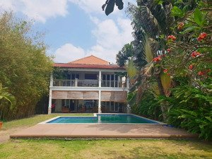 giảm mạnh bán căn villa view sông tuyệt đẹp phường an phú đông, q12. dt 14*35m, 2tấm, đường 20m