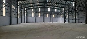 cho thuê kho xưởng tại mặt đường 446 đồng xuân quốc oai + dt 2200m²