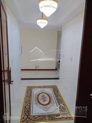 bán gấp penthouse the manor, 4 phòng ngủ, diện tích 230m2, giá bán 19 tỷ, full nội thất
