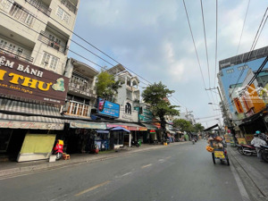đầu tư sinh lời 8x40m nơi kinh doanh mua bán sầm uất giá còn tăng nhanh - mặt tiền lâm văn bền, q7
