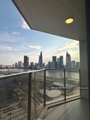 đang trống sẵn căn 2pn, view quận 1 chỉ 40 triệu ntcb ở opera residence