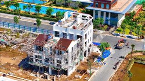 chỉ 830tr sở hữu nhà phố 1 trệt 2 lầu, sổ hồng riêng, trong khu đô thị 100ha, lh: 
