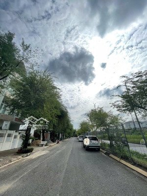 bán đất trống mt đường 16m, diện tích: 126m² - kdc sadeco ven sông đường nguyễn văn linh