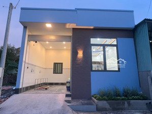 tôi cần bán gấp căn nhà mới xây kiên cố 95m2 shr giá 2.7 tỷ tại phước vĩnh an - củ chi