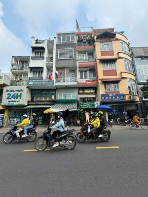 nhà mt vip khu vực kinh doanh sầm uất đ. trường sa, bình thạnh, dt trệt lửng 4 tầng, st, giá 10 tỷ