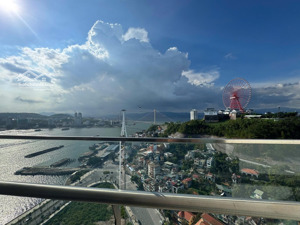 cần bán căn hộ 2 ngủ view biển tầng cao chỉ 2,55 tỷ sapphire s2