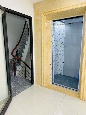 cho thuê nhà lk 4-11,khu nhà ở 90 nguyễn tuân- thanh xuân - hà nội