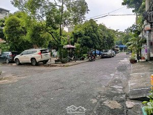 khu biệt thự nguyễn cữu đàm ngay tân sơn nhì,ngang 5x20m.5 tầng,17,9 tỷ