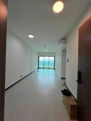 delasol q4 - 2pn - 75m2 - view nội khu - nội thất cơ bản - miễn phí quản lý
