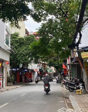 bán nhà mặt phố gần khu quân đội, ngã tư sở - yên tĩnh, dân trí cao