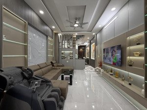 bán nhà hxh 1/ hà huy giáp, q12 4x24 4 tầng chỉ 6.4 tỷ tl