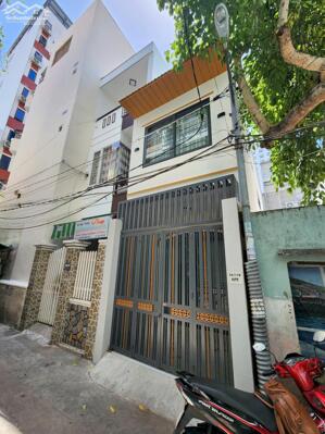 Bán nhà phố Tây hẻm đường Nguyễn Thiện Thuật Nha Trang