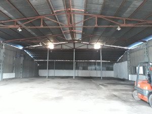 cho thuê kho phường phú thuận ( quận 7) dt 400m làm gara, chuyển phát nhanh, chứa hàng hoá.