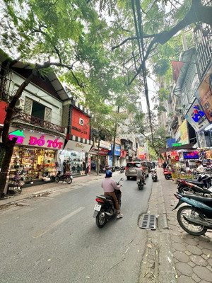 bán gấp nhà mặt phố doãn kế thiện, vỉa hè ô tô tránh kinh doanh, giá: 23.1 tỷ, lh 