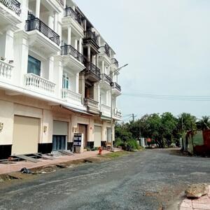NHÀ 1 TRỆT 3 LẦU NGAY CHỢ BÌNH MINH PHƯỜNG CÁI VỒN.