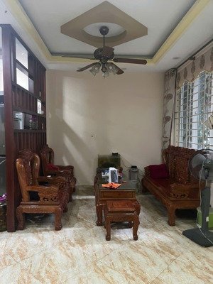 cho thuê nr đẹp tại ngõ 4 cầu bươu 10 triệu vnd, 40m2, 4pn, 4wc