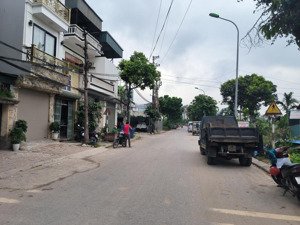 trung tâm thị trấn văn điển, 6 tầng, thang máy, ô tô đỗ