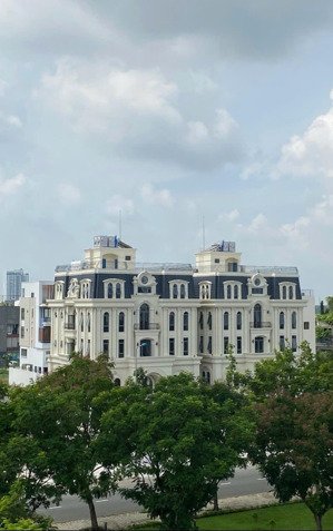 chỉ 250tr/căn cho thuê nguyên cặp tháp đôi mặt tiền đường nguyễn an ngay cổng ubnd quận 2