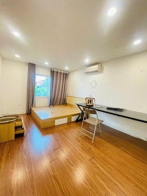 tập thể trường chinh, giải phóng, lô góc, 100m2 (62 m2 sổ đỏ) 3 ngủ, 4.4 tỷ