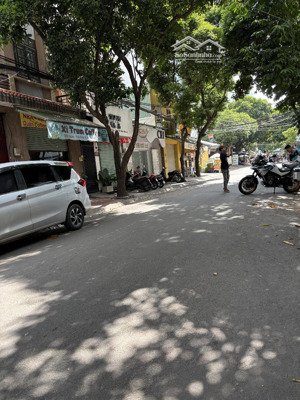 ccg đi nước ngoài cần bán gấp nhà mai lão bạng hxh 58,5m2 1t1l sổ sẵn đủ nội thất đúc btct 7tỷ3 tl