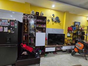 bán nhà mới sẵn nội thất tiện nghi phố cầu giấy, quận cầu giấy , hà nôi.
