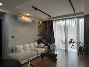 chính chủ gửi thuê căn hộ 3pn sky center / tân bình - diện tích: 96m2 - giá thuê: 19 triệu/tháng